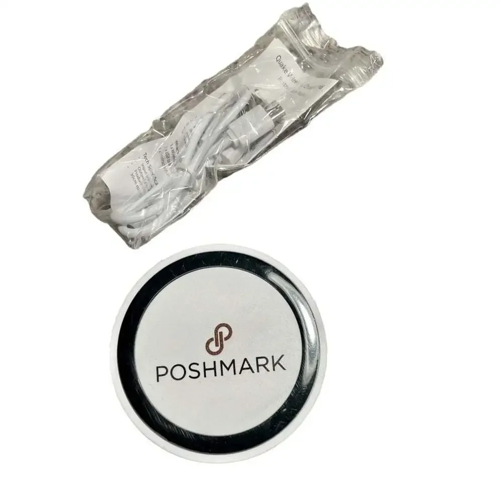 Poshmark Quake Wireless Charging Pad 5W White Qi Charger 7141-11BK with Cable
